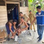 Pemkab Batu Bara Salurkan Kursi Roda dan Tongkat Kaki Empat untuk Warga Desa Pahang, Kades Faisal: Bukti Kepedulian Nyata