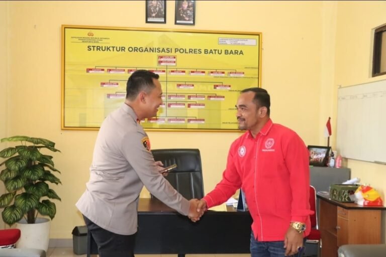 Perkuat Komunikasi Penegak Hukum, FERARI Batu Bara Jalin Silaturahmi dengan Kapolres